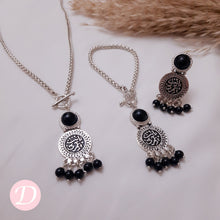Load image into Gallery viewer, "Enta Omry" Black Agate Set