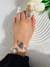 Load image into Gallery viewer, The Delicate Set - Silver Plated