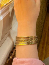 Load image into Gallery viewer, Hanaa Classy Bangle - Pure Copper