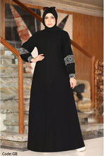 Load image into Gallery viewer, Atyaf Abaya - Crepe