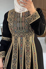 Load image into Gallery viewer, Julie Abaya - Crepe