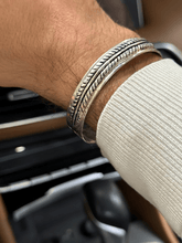 Load image into Gallery viewer, Taha Vintage Bracelet