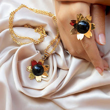 Load image into Gallery viewer, Vintage Flower Set - Gold Plated