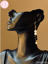 Load image into Gallery viewer, Menna Earring - Metal