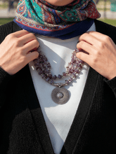 Load image into Gallery viewer, Violet Shinny Necklace