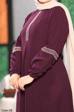 Load image into Gallery viewer, Rodina Abaya - Crepe