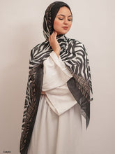 Load image into Gallery viewer, Florence Scarf - Crepe Digital