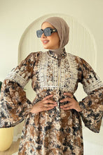 Load image into Gallery viewer, Lale Dress - Viscose
