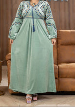 Load image into Gallery viewer, Noura Abaya - Velvet