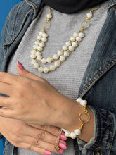 Load image into Gallery viewer, Eman Simple Set - Acrylic and Pearl Stones