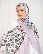 Load image into Gallery viewer, Elowen Scarf - Crepe Digital