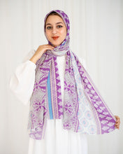 Load image into Gallery viewer, Seren Scarf - Crepe Digital