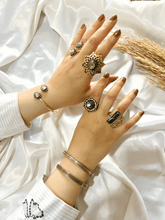 Load image into Gallery viewer, Oriental Elegance Set – Copper