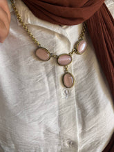 Load image into Gallery viewer, Unique Afnan Necklace - Agate Stone