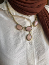 Load image into Gallery viewer, Unique Afnan Necklace - Agate Stone