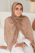 Load image into Gallery viewer, Rahma Scarf - Kuwaiti