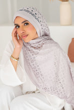Load image into Gallery viewer, Rahma Scarf - Kuwaiti