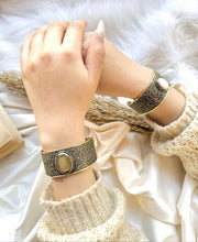 Load image into Gallery viewer, Melis Bangle - Pure Copper