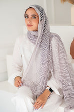 Load image into Gallery viewer, Nada Scarf - Kuwaiti