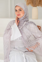 Load image into Gallery viewer, Sahar Scarf - Kuwaiti