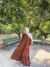 Load image into Gallery viewer, Wesal Dress - Linen