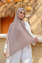 Load image into Gallery viewer, Kariman Scarf - Kuwaiti