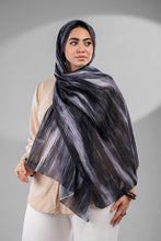 Load image into Gallery viewer, Ruby Scarf - Modal Thailandy