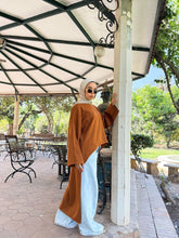 Load image into Gallery viewer, Wesal Poncho - Rosalyn