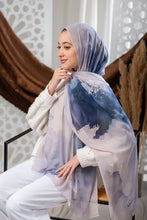 Load image into Gallery viewer, Hamsa Scarf - Crepe Digital