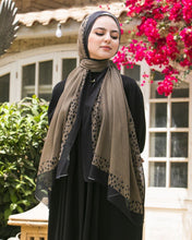 Load image into Gallery viewer, Arwa Scarf - Kuwaiti Gauze Scarf