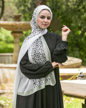 Load image into Gallery viewer, Nada Scarf - Kuwaiti Gauze Scarf