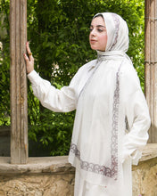 Load image into Gallery viewer, Ritaj Scarf - Kuwaiti Gauze Scarf
