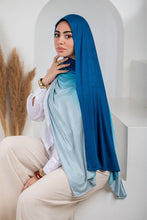 Load image into Gallery viewer, Rahma Scarf - Kuwaiti Gel Degrade