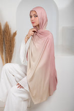 Load image into Gallery viewer, Eman Scarf - Kuwaiti Gel Degrade