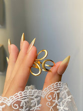 Load image into Gallery viewer, Flora Bloom Ring - Stainless Steel
