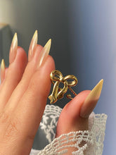 Load image into Gallery viewer, Belle Ribbon Ring - Stainless Steel