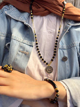 Load image into Gallery viewer, Merihan Set - Turquoise And Acrylic Stones