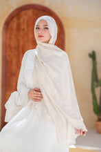 Load image into Gallery viewer, Basant Scarf - Iranian Indian Laser