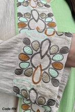Load image into Gallery viewer, Shrouk Abaya - Linen