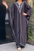 Load image into Gallery viewer, Samaa Abaya - Linen