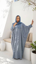 Load image into Gallery viewer, Asmahan Luxurious Linen Abaya