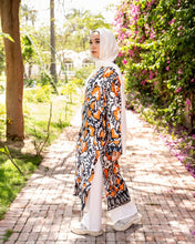 Load image into Gallery viewer, Donia Casual Cardigan - Satin