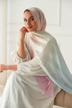 Load image into Gallery viewer, Dalida Scarf - Degrade Dubita * Satin