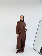 Load image into Gallery viewer, Tarteel Suit - Linen