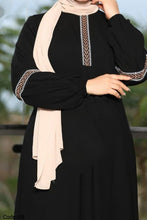 Load image into Gallery viewer, Rodina Abaya - Crepe