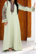 Load image into Gallery viewer, Azadeh Jalabiya - Linen