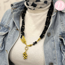 Load image into Gallery viewer, Reina Crystal Necklace - Crystal
