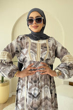 Load image into Gallery viewer, Adele Dress - Linen