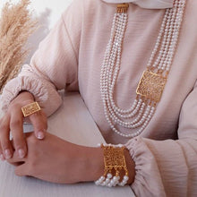 Load image into Gallery viewer, Horreya Pearl Set - Gold Plated
