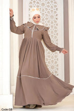 Load image into Gallery viewer, Jomana Jalabiya - Saudi Royal